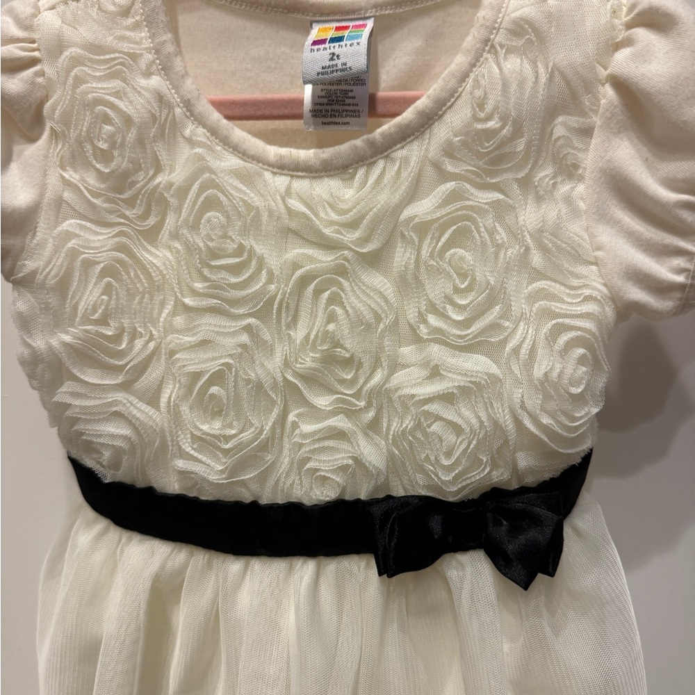 Healthtex 2T Girls Rosette Cream and Black Formal Short Sleeve Top Blouse - Picture 4 of 4